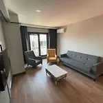 Ξενοδοχείο με διαμερίσματα Almin 4*