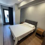 Ξενοδοχείο με διαμερίσματα Almin 4*