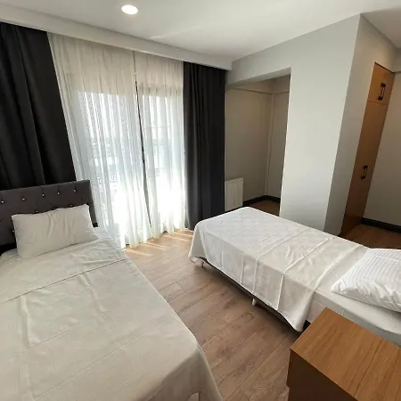 Almin Aparthotel 4*